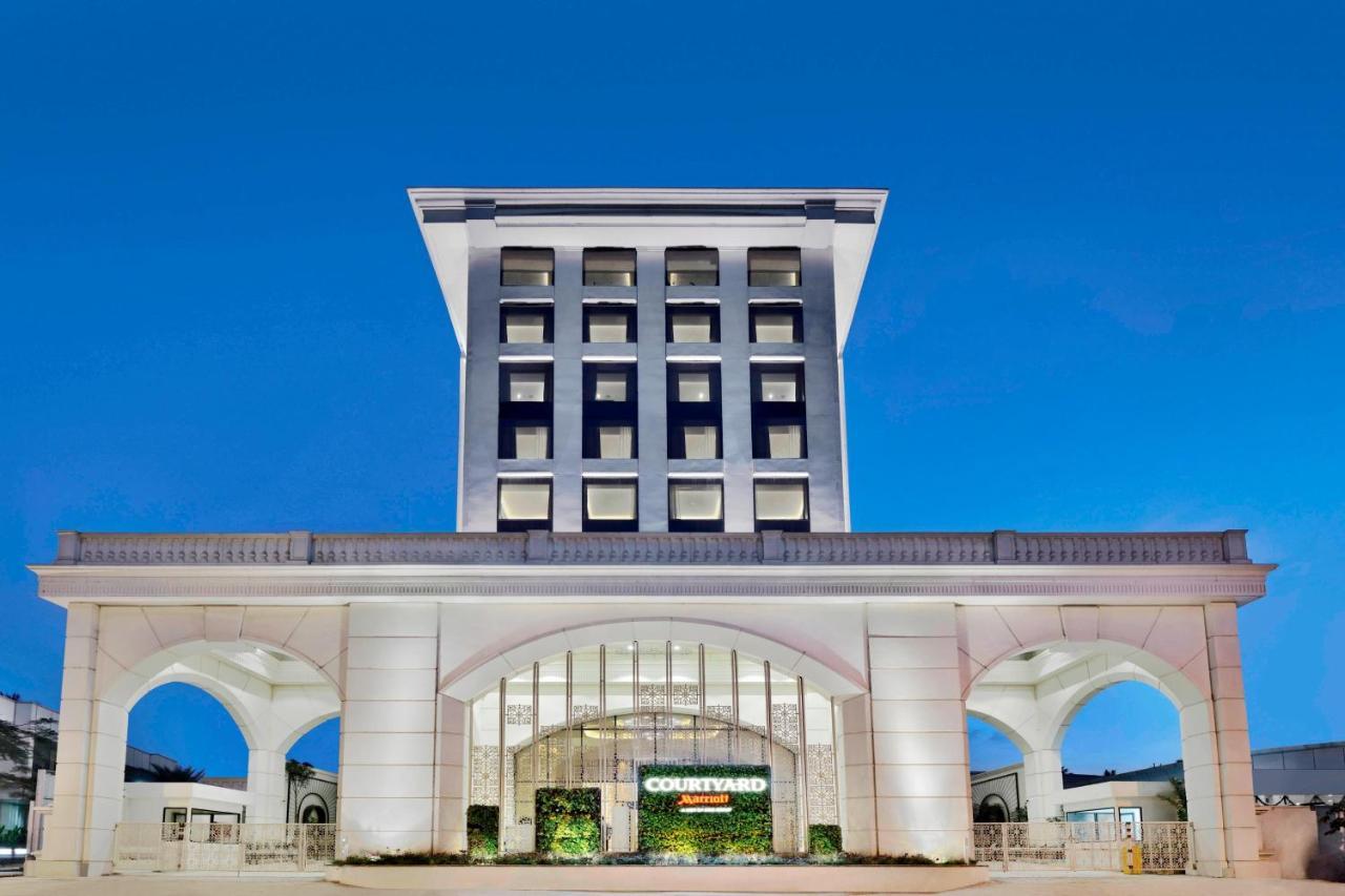 Courtyard By Marriott Bengaluru Hebbal Ξενοδοχείο Εξωτερικό φωτογραφία